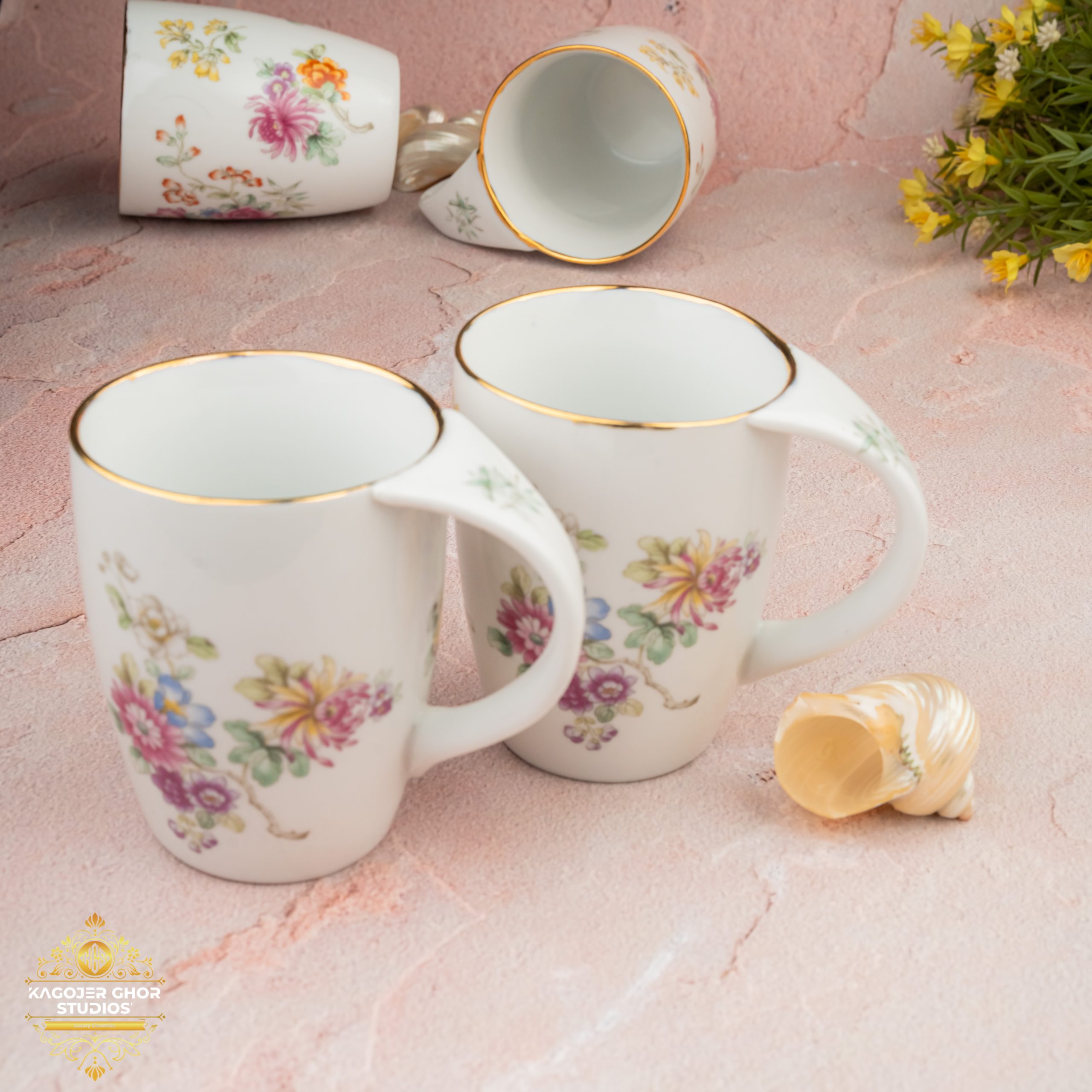 (92) Vintage Floral Mugs Each - Image 1